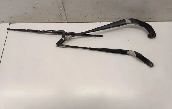 Dacia Spring Front wiper blade arm
