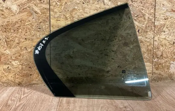 Opel Insignia A Rear vent window glass DOT747M540AS2 E000090 43R000055