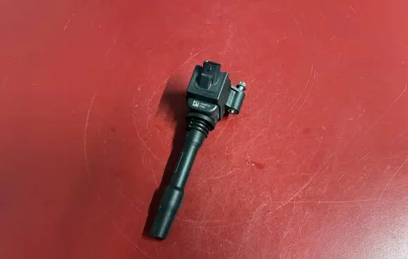 BMW X4 G02 High voltage ignition coil 8643360