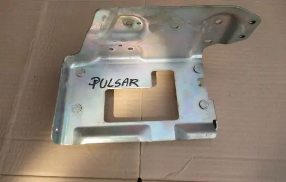 Nissan Pulsar Battery tray 