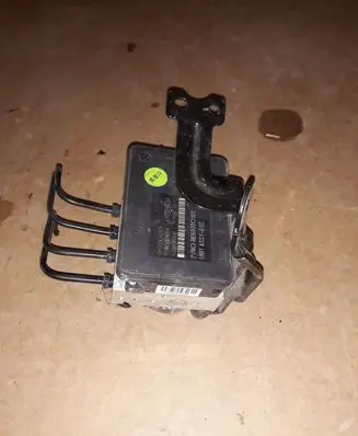 Hyundai ix35 ABS Pump BE6003O103