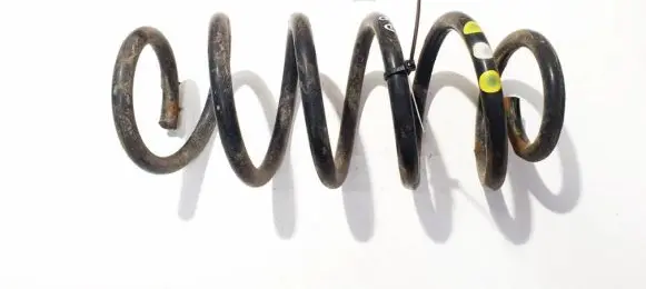 Toyota Auris 150 Rear coil spring