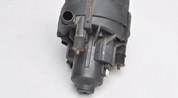 Porsche Boxster 986 Secondary air pump 99660510400