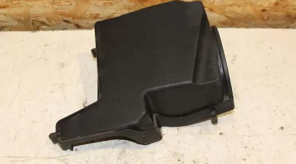 Volvo V40 Air filter box cover 76894521