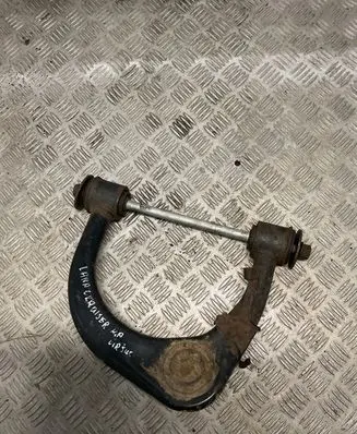 Toyota Land Cruiser (J120) Front lower control arm/wishbone