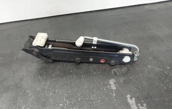 BMW 3 E46 Lift Jack 675713103 7112675713103