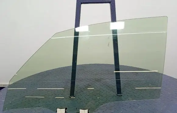 Honda Jazz Front door window glass four-door 