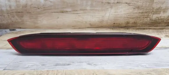 Toyota Corolla Verso E121 Third/center stoplight P1844