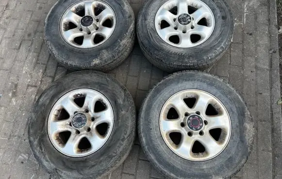 Opel Frontera B R16 alloy rim