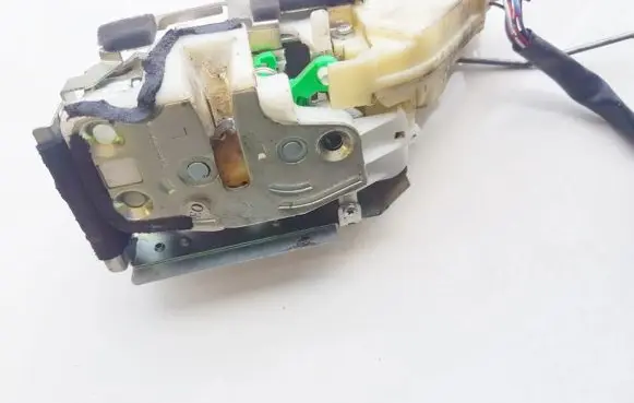 Honda Jazz Front door lock