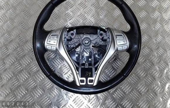 Nissan Navara D23 Steering wheel 34322777B
