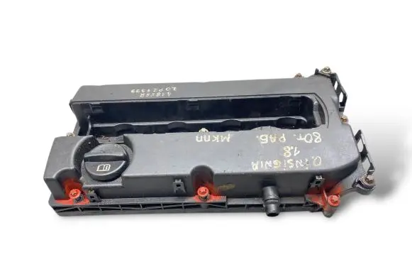 Opel Insignia A Rocker cam cover 55564395