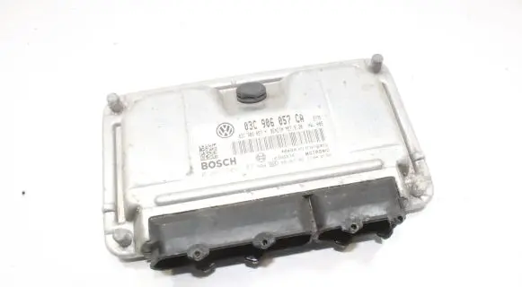 Seat Ibiza IV (6J,6P) Engine control unit/module 03C906057CA 03C906057M