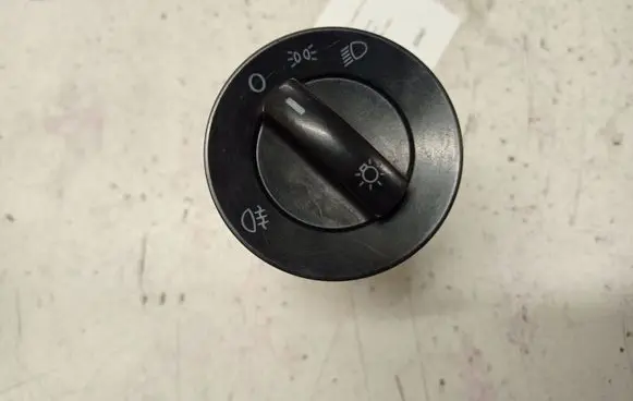Light switch