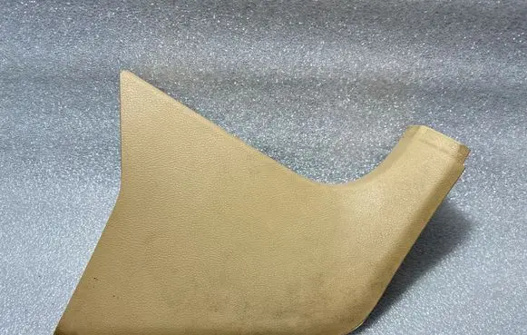 Volkswagen PASSAT B6 Front sill trim cover 3C1863484