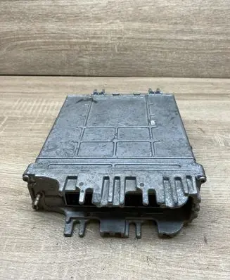Volkswagen Sharan Engine control unit/module 028906021GT 0281001735