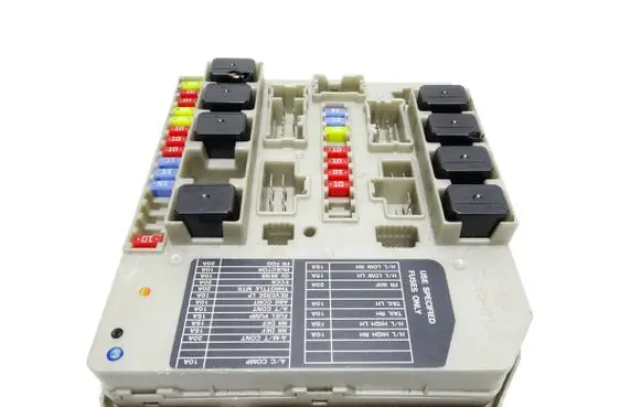 Nissan Micra Fuse box set