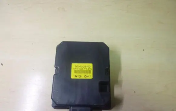 Hyundai i40 Other control units/modules 953003Z100 G685