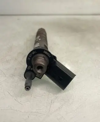 BMW 5 F10 F11 Fuel injector 0445116024 0445116 780542802