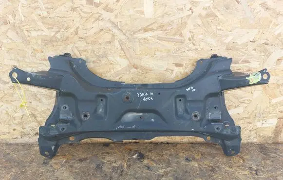 Toyota Yaris Front subframe