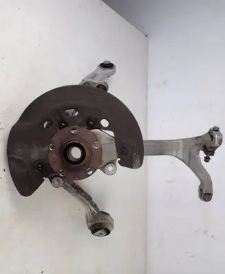 Audi A8 S8 D3 4E Front wheel hub spindle knuckle 
