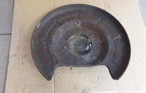 Opel Astra J Rear brake disc plate dust cover 