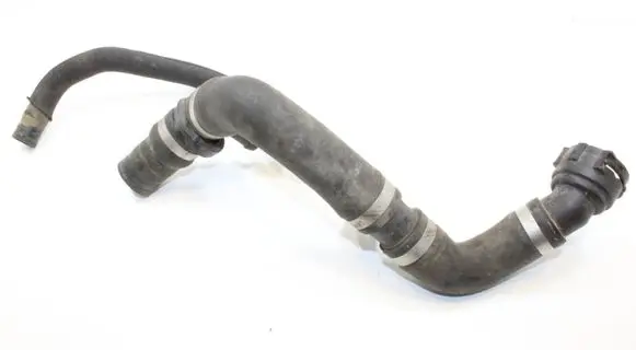 Volvo V60 Engine coolant pipe/hose 31657303