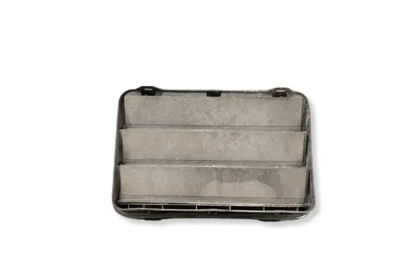 BMW X5 E70 Quarter panel pressure vent 9122453
