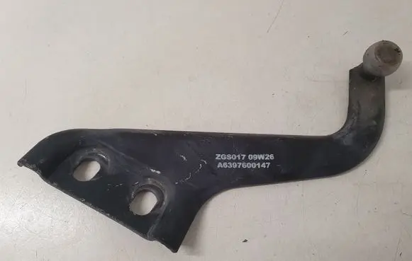 Mercedes-Benz Vito Viano W639 Sliding door upper roller guide/hinge A6397600147