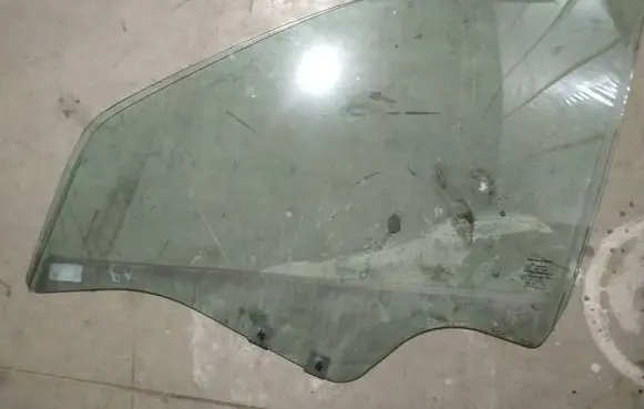 Dacia Logan I Front door window glass four-door as2
