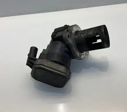 Mercedes-Benz E W211 EGR valve A6461400860 6461400860