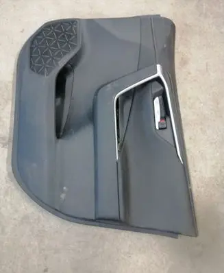 Toyota RAV 4 (XA50) Front door card panel trim