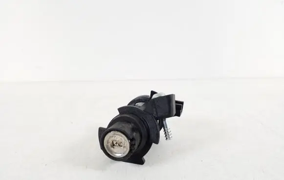 Mercedes-Benz CLS C218 X218 Tailgate exterior lock A2047500061