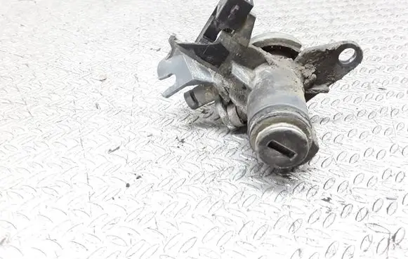 Audi A4 S4 B6 8E 8H Tailgate exterior lock 