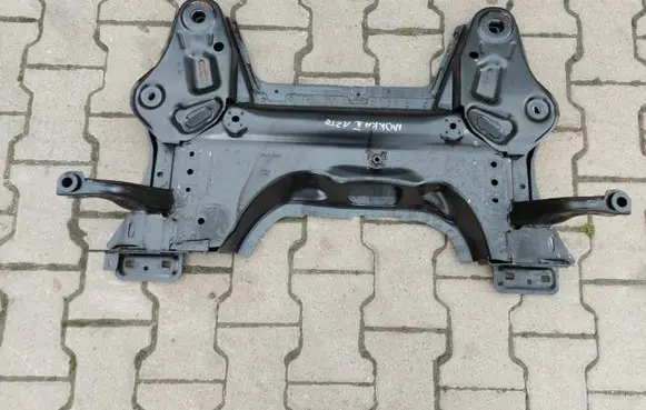Opel Mokka B Front bumper support beam 9841458080