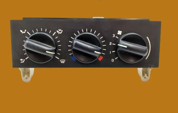 Renault Kangoo I Climate control unit 133761F
