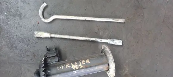 Mercedes-Benz Sprinter W901 W902 W903 W904 Lift Jack 