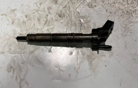 Mercedes-Benz CLS C219 Fuel injector A6420701987 0445115076