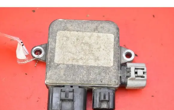 Tesla Model S Relay mounting block 82821-20280
