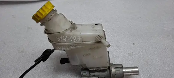 Citroen Nemo Master brake cylinder S27639952 0204807245