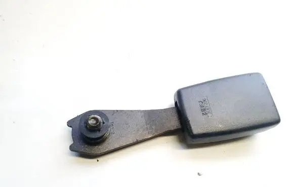 Mitsubishi Colt Front seatbelt buckle g3399