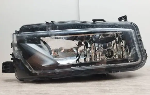 Volkswagen Caddy Front fog light 2K5941661A 10321010000