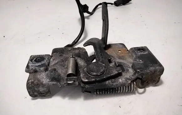 Mazda CX-7 Engine bonnet/hood lock/catch