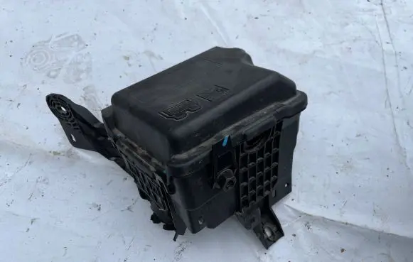 Peugeot 208 Fuse box set 9671941780 9671924480