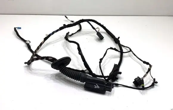 Mini Clubman F54 Rear door wiring loom 9389291