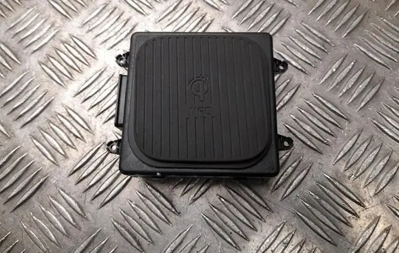 Hyundai Kona II Wireless charging module 95560BE100