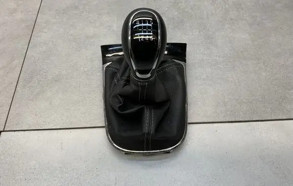 Opel Mokka X Gear lever shifter trim leather/knob 