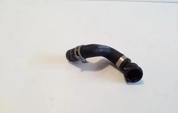 Volvo XC60 Engine coolant pipe/hose 32226415