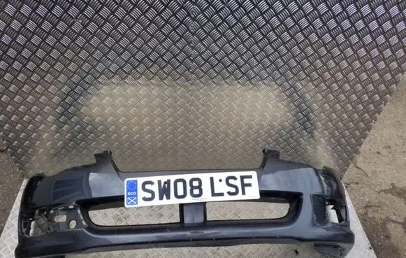 Subaru Legacy Front bumper