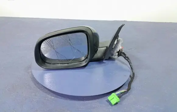 Volvo V60 Front door electric wing mirror 30799078